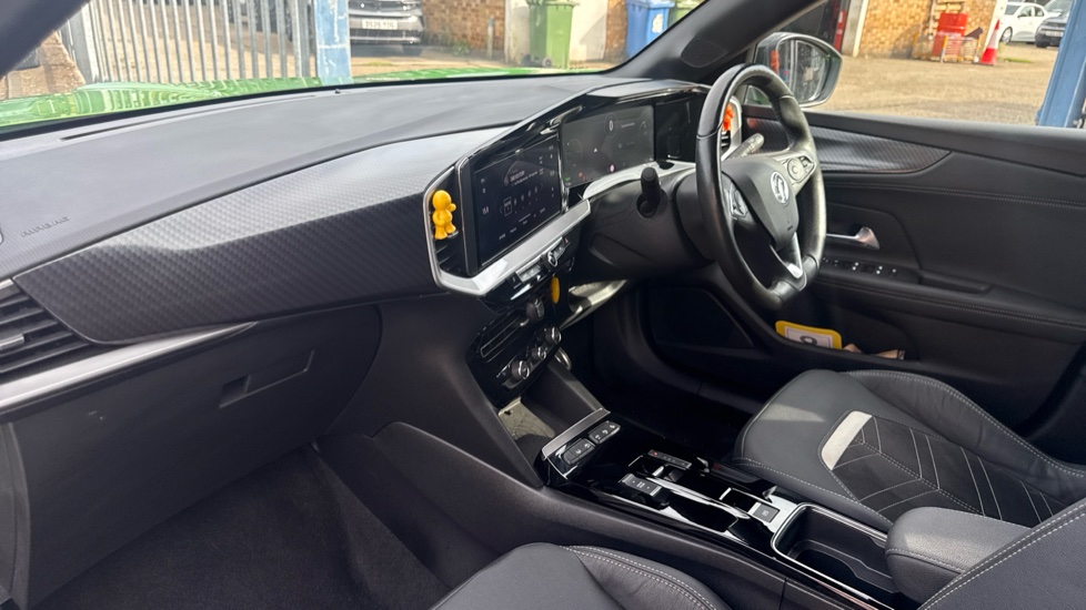Vauxhall Mokka 100kW Ultimate 50kWh 5dr Auto Electric Hatchback - Image 9