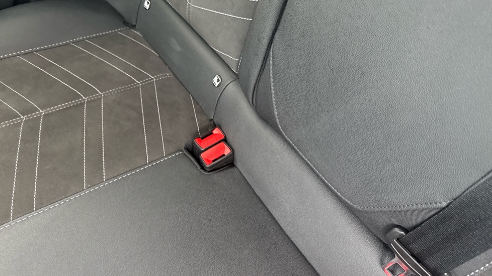 Vauxhall Mokka 100kW Ultimate 50kWh 5dr Auto Electric Hatchback - Image 17