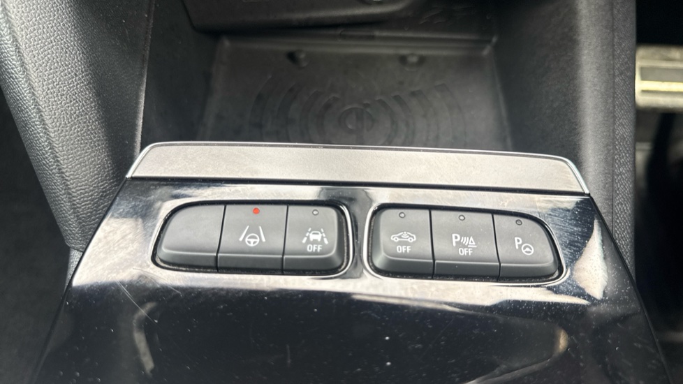 Vauxhall Mokka 100kW Ultimate 50kWh 5dr Auto Electric Hatchback - Image 21