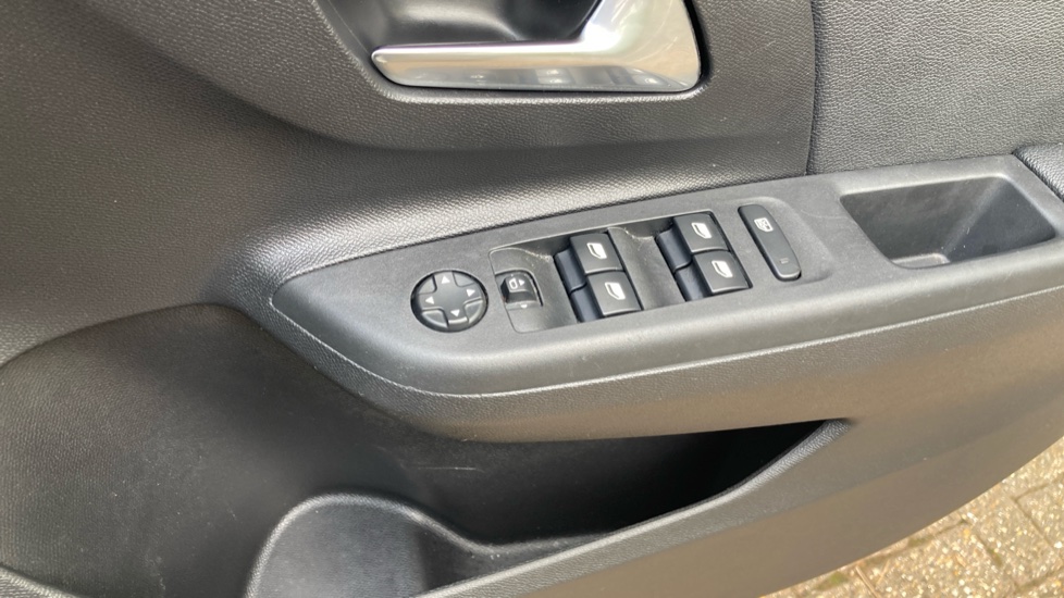 Vauxhall Corsa 1.2 GS 5dr Petrol Hatchback - Image 32