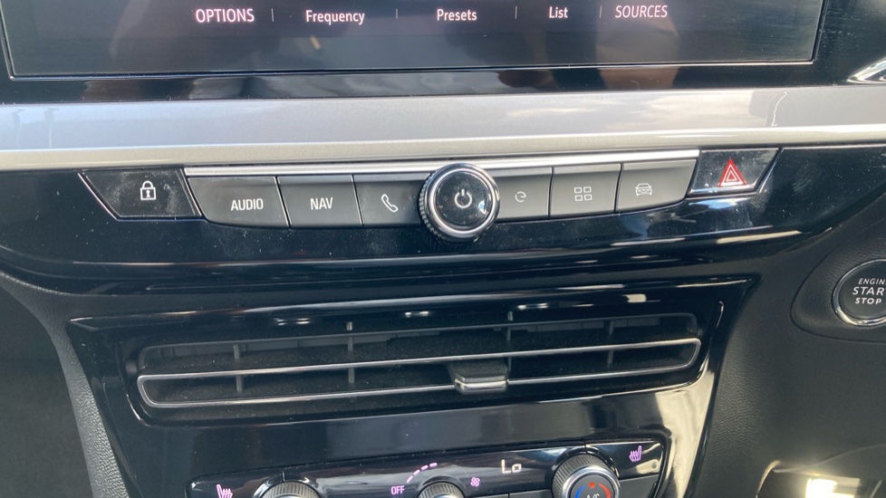 Vauxhall Mokka 100kW Ultimate 50kWh 5dr Auto Electric Hatchback - Image 25