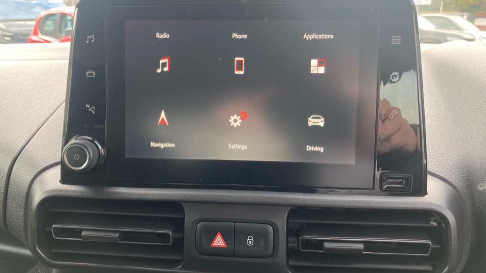 Vauxhall Combo Life 1.2 Turbo Energy 5dr Petrol Estate - Image 12