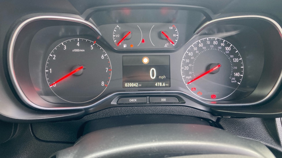Vauxhall Combo Life 1.2 Turbo Energy 5dr Petrol Estate - Image 18