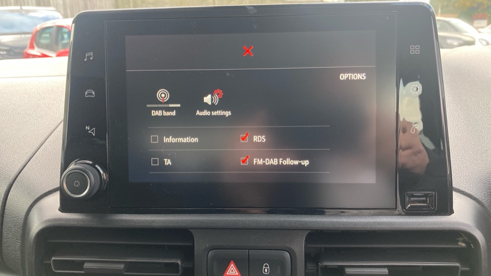 Vauxhall Combo Life 1.2 Turbo Energy 5dr Petrol Estate - Image 22