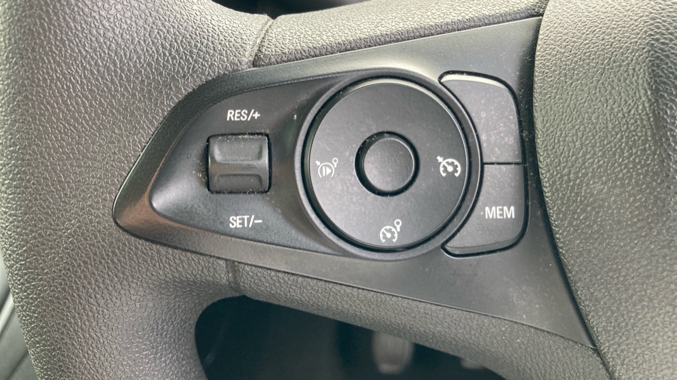 Vauxhall Combo Life 1.2 Turbo Energy 5dr Petrol Estate - Image 27