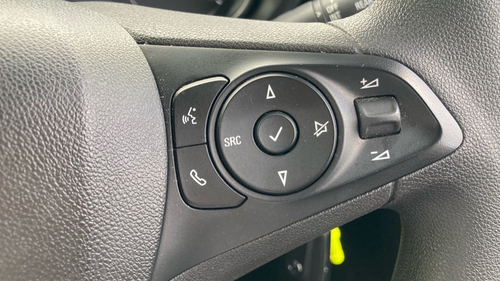 Vauxhall Combo Life 1.2 Turbo Energy 5dr Petrol Estate - Image 28