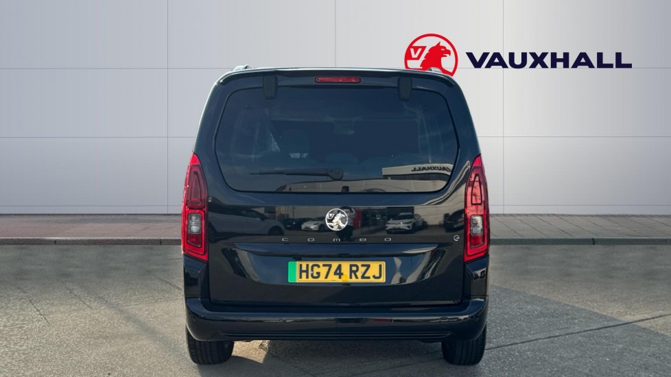 Vauxhall Combo Life 100kW Ultimate 52kWh 5dr Auto Electric Estate - Image 6