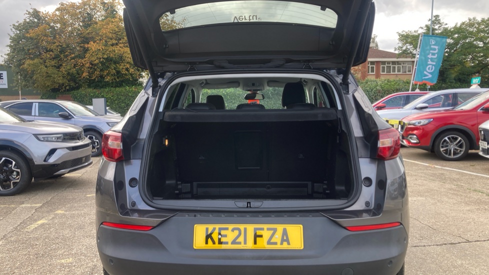 Vauxhall Grandland X 1.2 Turbo Griffin Edition 5dr Petrol Hatchback - Image 4