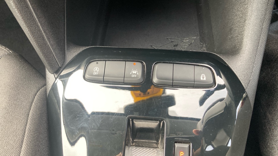 Vauxhall Corsa 1.2 Turbo Design 5dr Auto Petrol Hatchback - Image 27