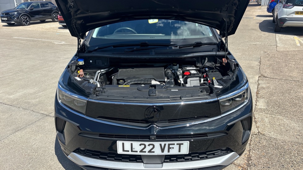 Vauxhall Grandland 1.2 Turbo Ultimate 5dr Auto Petrol Hatchback - Image 8