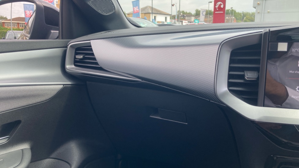 Vauxhall Mokka 1.2 Turbo Griffin 5dr Auto Petrol Hatchback - Image 30