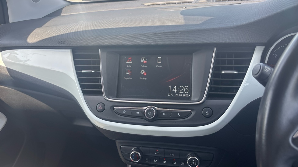 Vauxhall Crossland X 1.2 [83] Griffin 5dr [Start Stop] Petrol Hatchback - Image 28