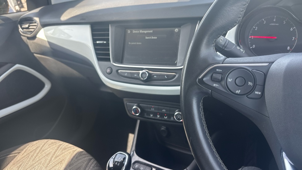 Vauxhall Crossland X 1.2 [83] Griffin 5dr [Start Stop] Petrol Hatchback - Image 42