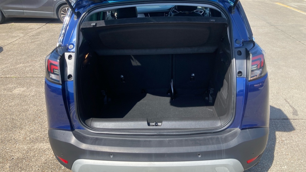 Vauxhall Crossland 1.2 Turbo [130] Elite Nav 5dr Petrol Hatchback - Image 4