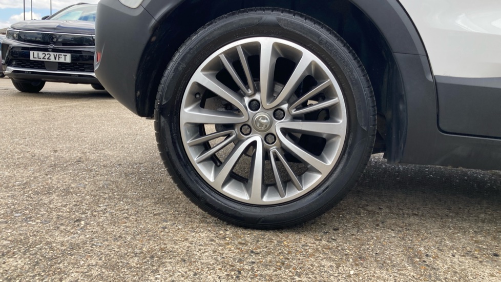 Vauxhall Crossland X 1.2 [83] Griffin 5dr [Start Stop] Petrol Hatchback - Image 7