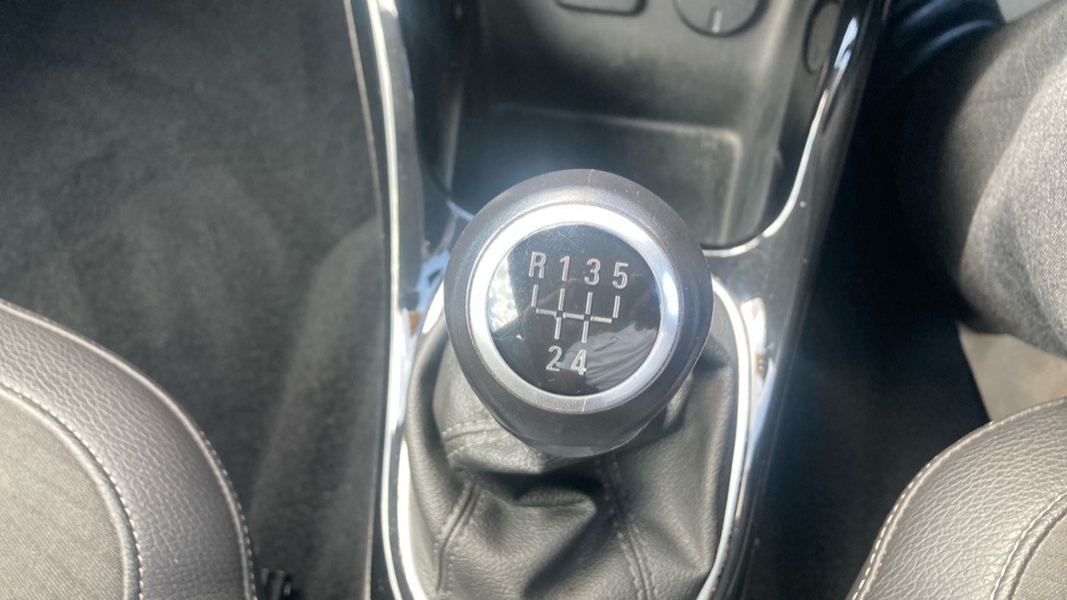 Vauxhall Adam 1.2i Griffin 3dr Petrol Hatchback - Image 29