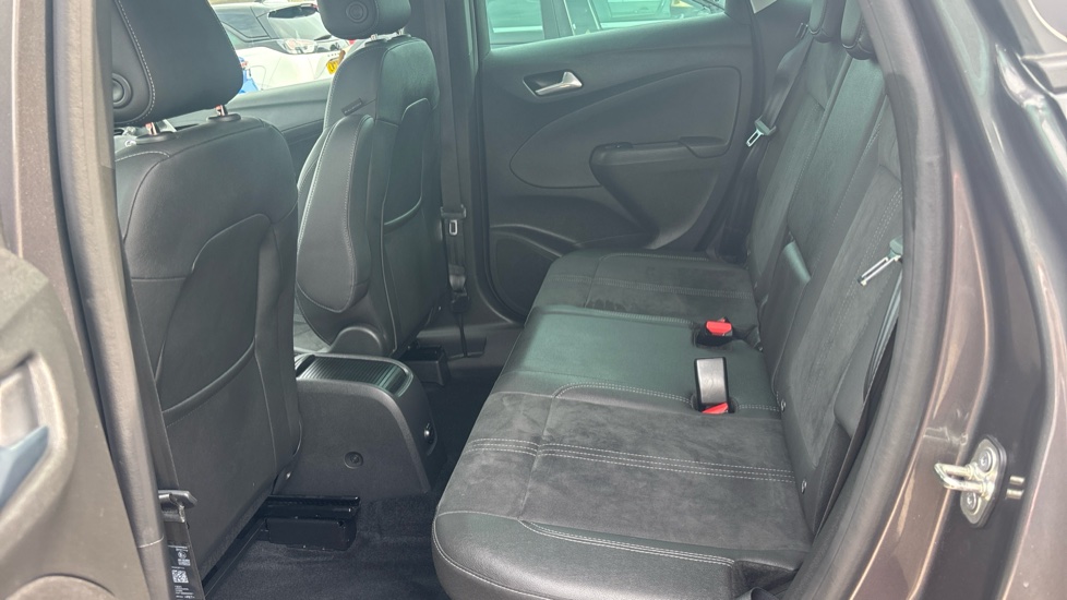 Vauxhall Crossland 1.2 Turbo [130] Ultimate 5dr Auto Petrol Hatchback - Image 16