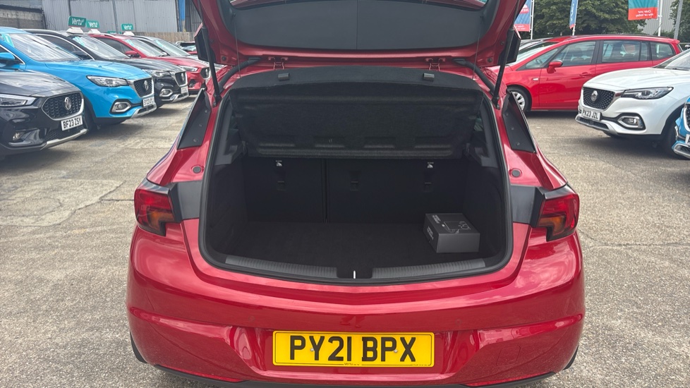 Vauxhall Astra 1.2 Turbo 145 Griffin Edition 5dr Petrol Hatchback - Image 4