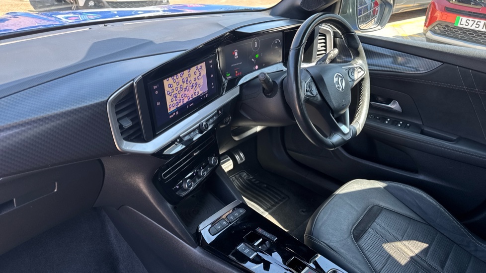 Vauxhall Mokka 100kW Ultimate 50kWh 5dr Auto Electric Hatchback - Image 9