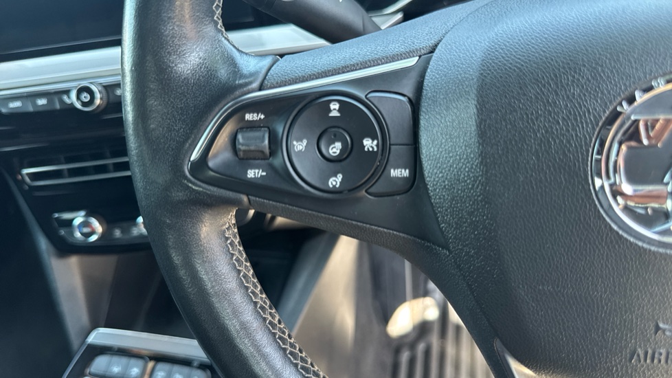 Vauxhall Mokka 100kW Ultimate 50kWh 5dr Auto Electric Hatchback - Image 32