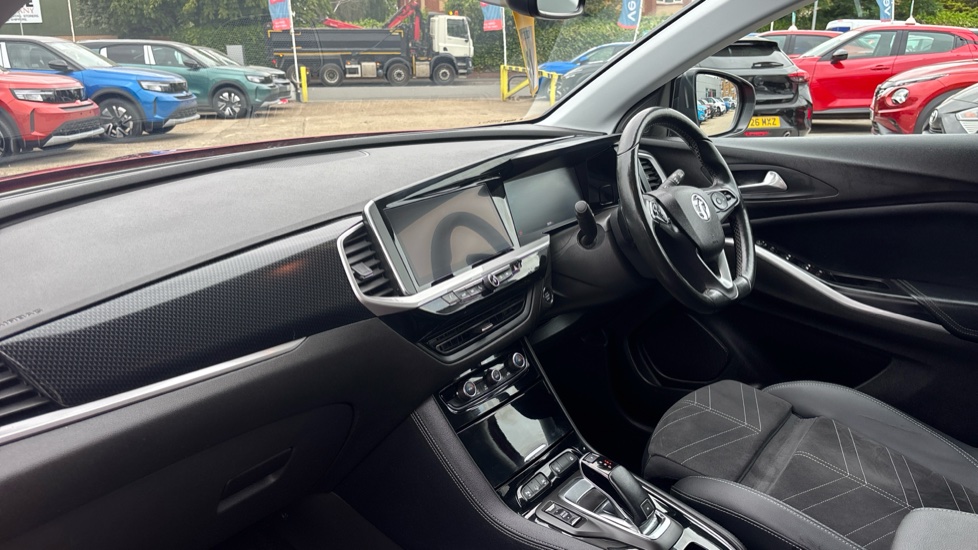 Vauxhall Grandland 1.2 Turbo Ultimate 5dr Auto Petrol Hatchback - Image 9