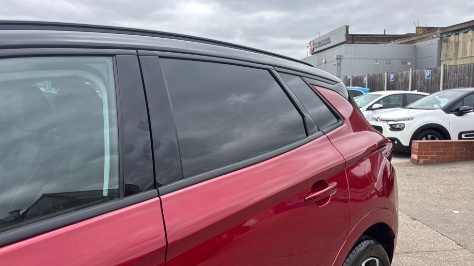 Vauxhall Grandland 1.2 Turbo Ultimate 5dr Auto Petrol Hatchback - Image 26