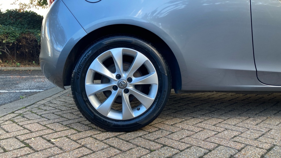 Vauxhall Corsa 1.4 [75] Energy 3dr [AC] Petrol Hatchback - Image 7