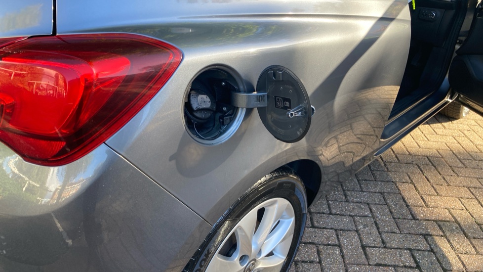 Vauxhall Corsa 1.4 [75] Energy 3dr [AC] Petrol Hatchback - Image 35