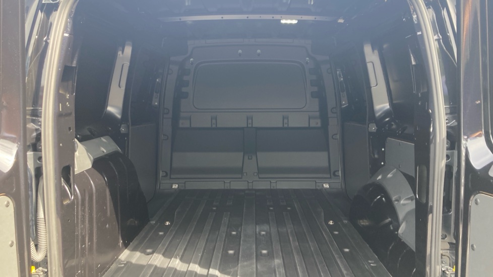Ford Transit Connect 230 L2 Diesel 2.0 EcoBlue 102ps Limited Van - Image 26