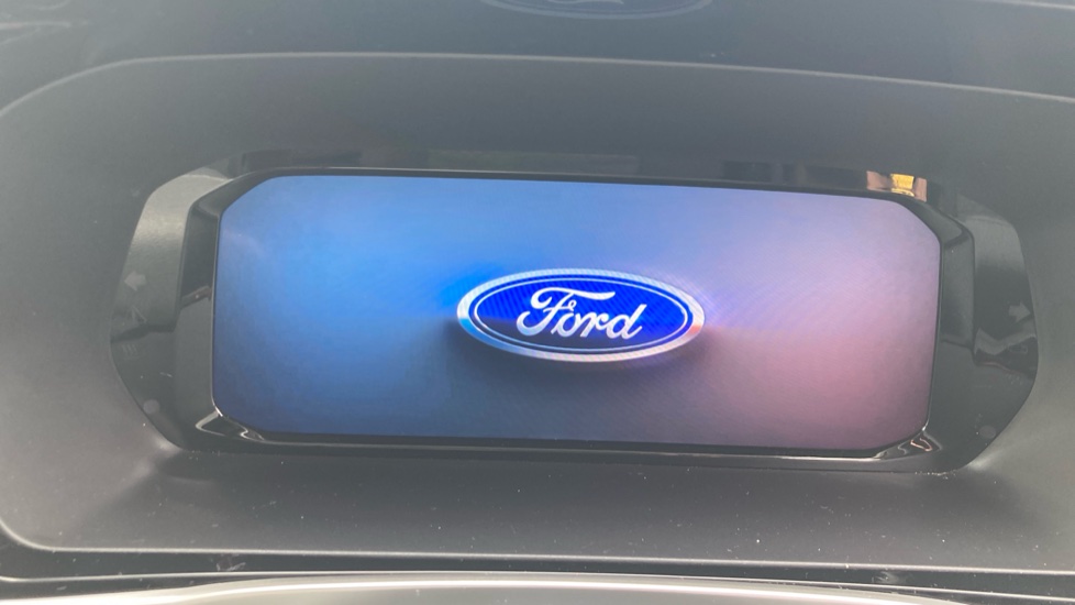 Ford Transit Connect 230 L2 Diesel 2.0 EcoBlue 102ps Limited Van - Image 7