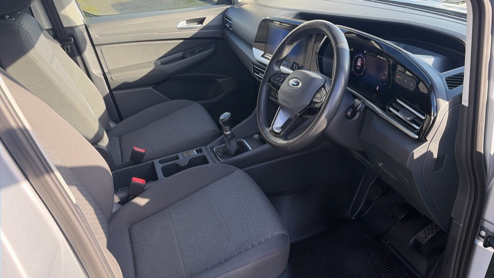 Ford Transit Connect 230 L2 Diesel 2.0 EcoBlue 102ps Limited Van - Image 6