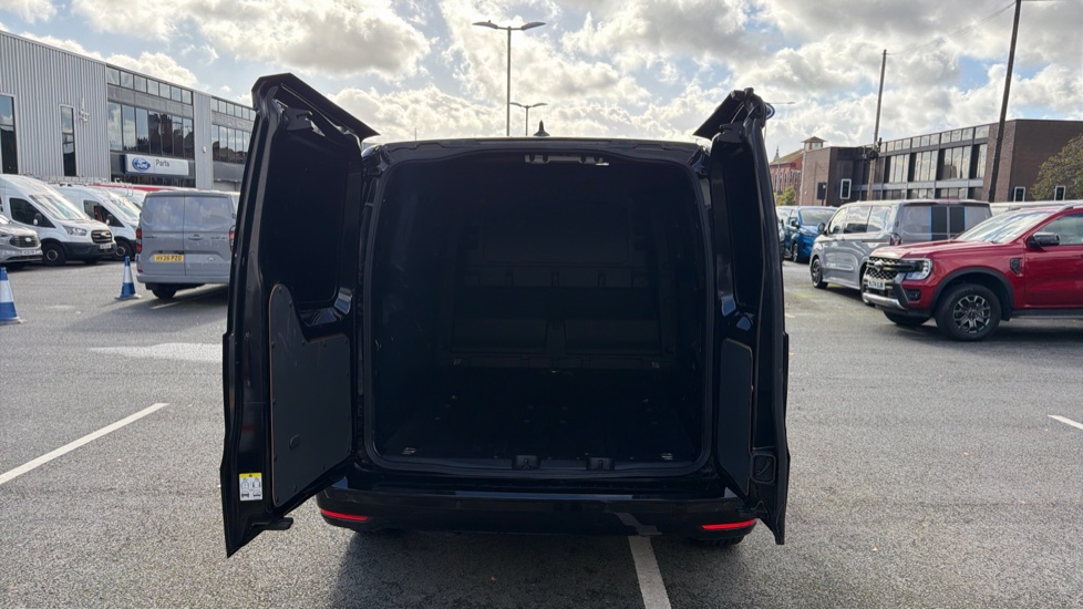 Ford Transit Connect 230 L2 Diesel 2.0 EcoBlue 102ps Limited Van - Image 3