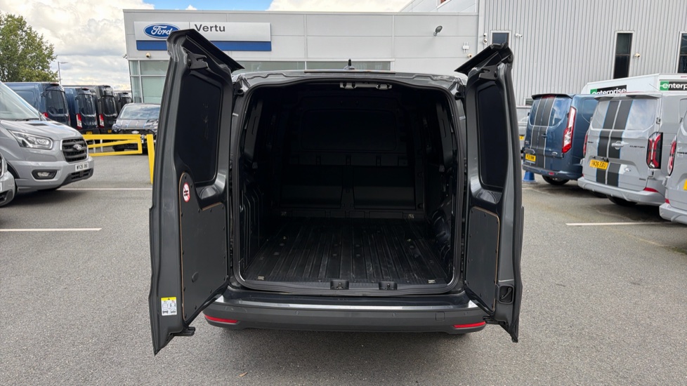 Ford Transit Connect 230 L2 Diesel 2.0 EcoBlue 102ps Limited Van - Image 25