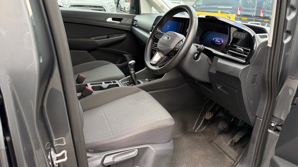 Ford Transit Connect 230 L2 Diesel 2.0 EcoBlue 102ps Limited Van - Image 4