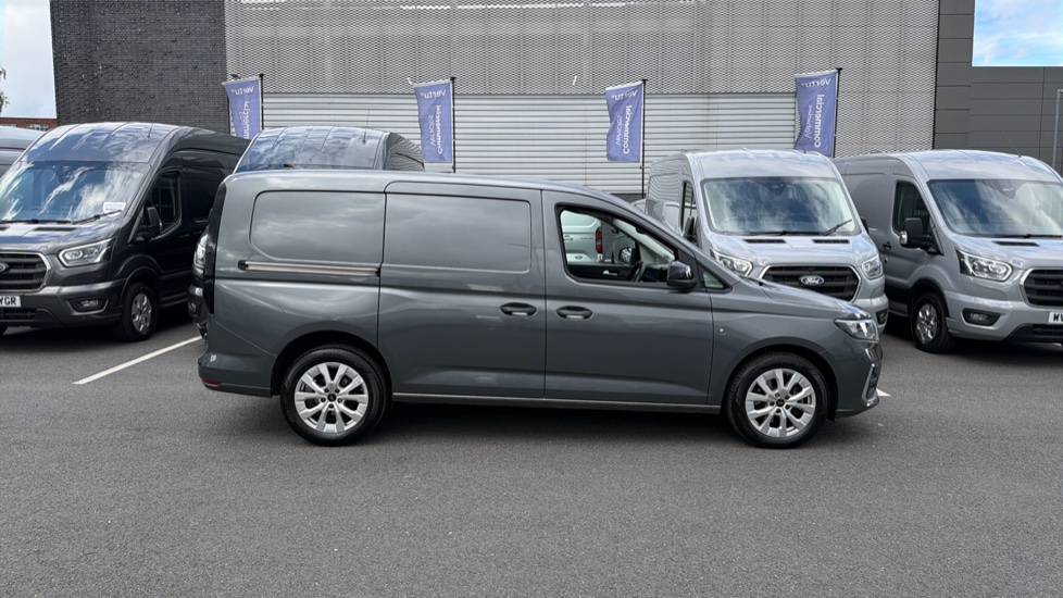 Ford Transit Connect 230 L2 Diesel 2.0 EcoBlue 102ps Limited Van - Image 22