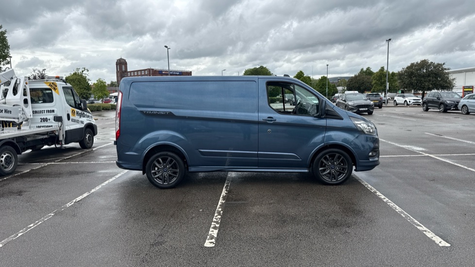 Ford Transit Custom 290 L1 Diesel Fwd 2.0 EcoBlue 185ps Low Roof Sport Van Auto - Image 21