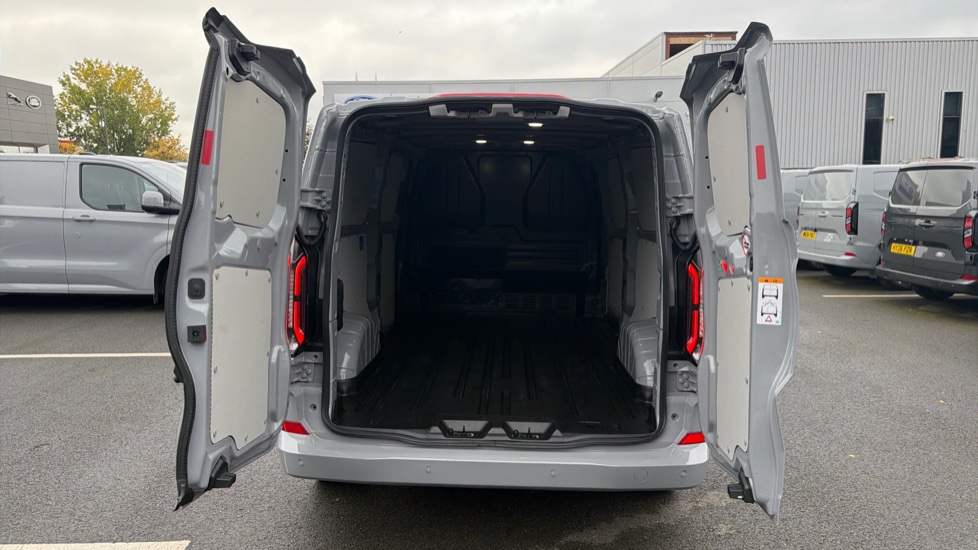 Ford Transit Custom E-340 L2 Electric Rwd 160kW 65kWh H1 Van Limited Auto - Image 3