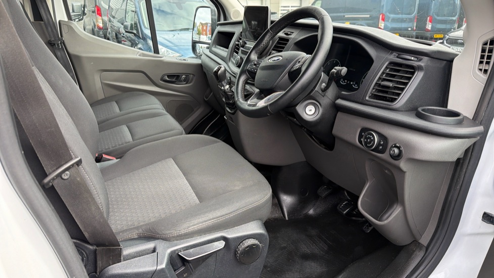 Ford Transit 350 L4 Diesel Rwd 2.0 EcoBlue 130ps H3 Trend Van - Image 4
