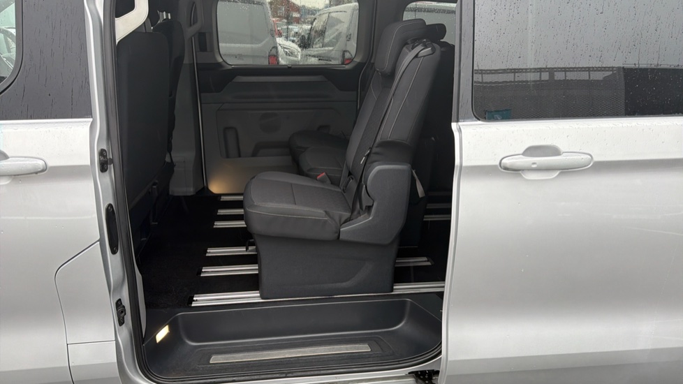 Ford Tourneo Custom 320 L2 Diesel Fwd 2.0 EcoBlue 136ps H1 Titanium 8 seater - Image 19