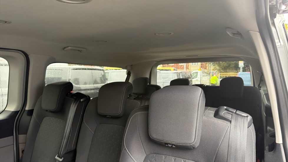 Ford Tourneo Custom 320 L2 Diesel Fwd 2.0 EcoBlue 136ps H1 Titanium 8 seater - Image 21