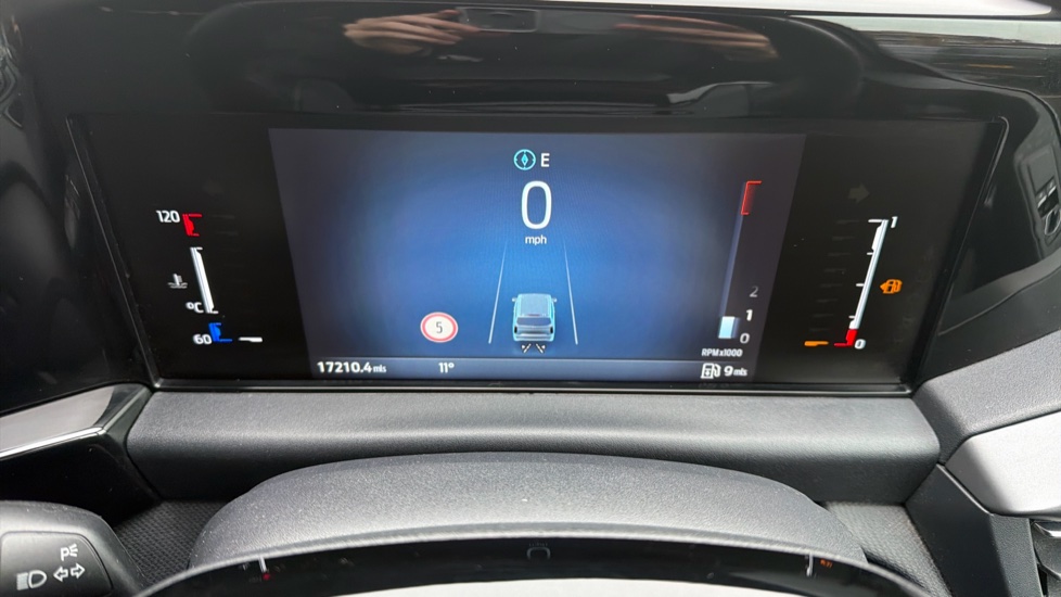 Ford Tourneo Custom 320 L2 Diesel Fwd 2.0 EcoBlue 136ps H1 Titanium 8 seater - Image 7