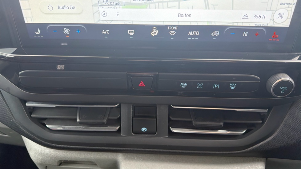 Ford Tourneo Custom 320 L2 Diesel Fwd 2.0 EcoBlue 136ps H1 Titanium 8 seater - Image 17