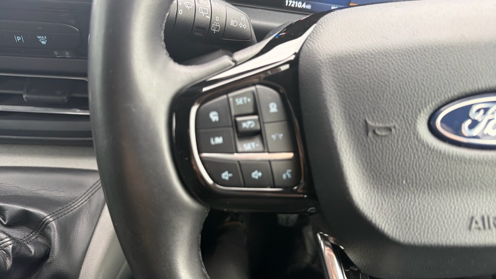 Ford Tourneo Custom 320 L2 Diesel Fwd 2.0 EcoBlue 136ps H1 Titanium 8 seater - Image 8