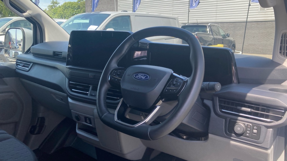 Ford Transit Custom 320 L2 Diesel Fwd 2.0 EcoBlue 136ps H1 Van Limited Auto - Image 5