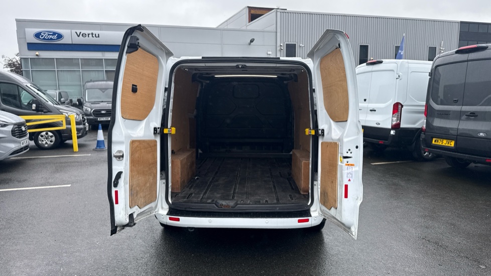 Ford Transit Custom 300 L2 Diesel Fwd 2.0 EcoBlue 130ps Low Roof Limited Van - Image 20