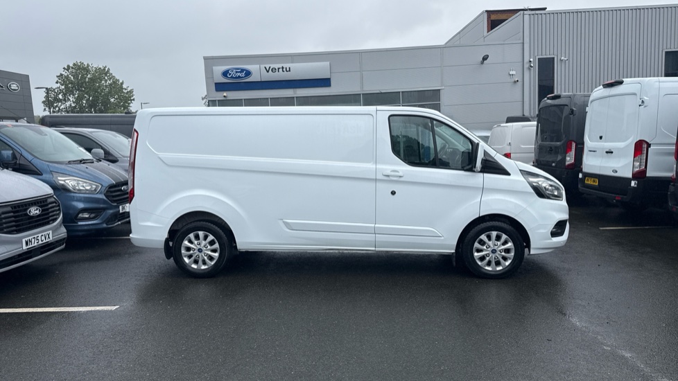 Ford Transit Custom 300 L2 Diesel Fwd 2.0 EcoBlue 130ps Low Roof Limited Van - Image 17