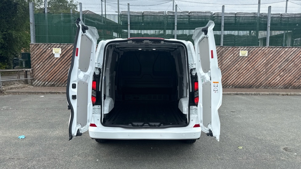 Ford Transit Custom 320 L1 Diesel Fwd 2.0 EcoBlue 136ps H1 Van Limited Auto - Image 22