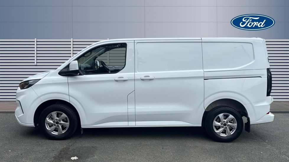 Ford Transit Custom 320 L1 Diesel Fwd 2.0 EcoBlue 136ps H1 Van Limited Auto - Image 3