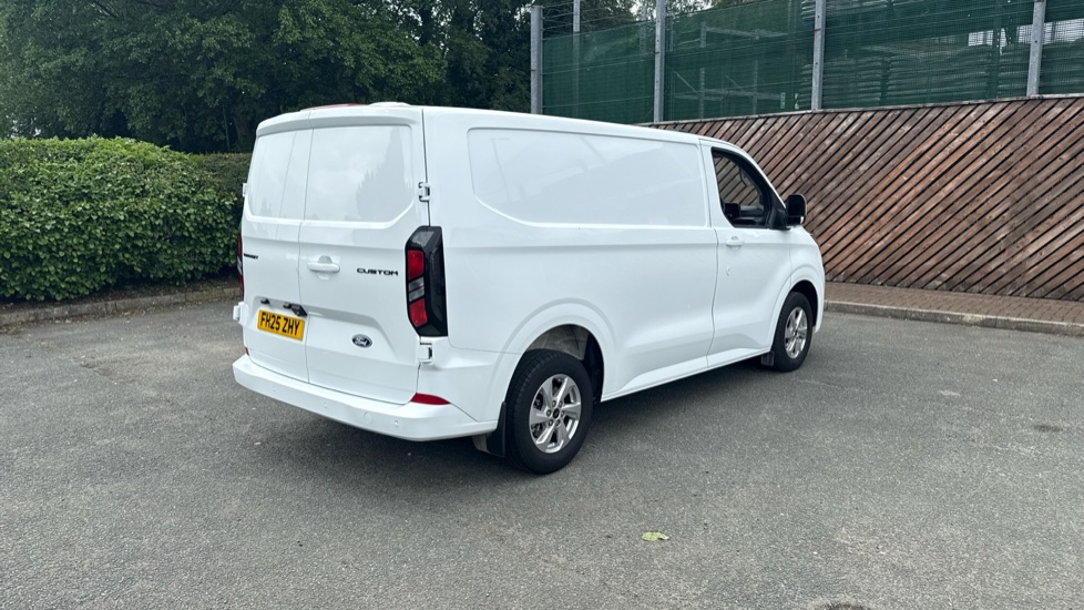 Ford Transit Custom 320 L1 Diesel Fwd 2.0 EcoBlue 136ps H1 Van Limited Auto - Image 20