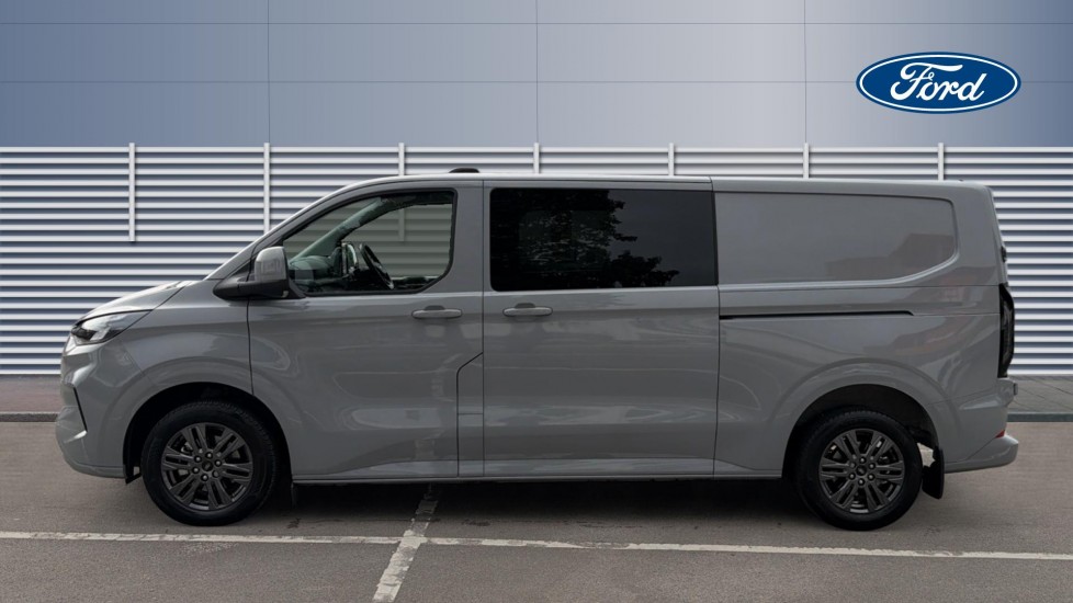 Ford Transit Custom 320 L2 Diesel Fwd 2.0 EcoBlue 170ps H1 Double Cab Van Limited Auto - Image 4